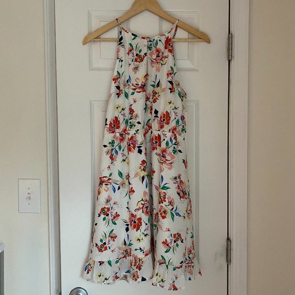 Francesca's | Floral Wrap Dress - Picture 2 of 3